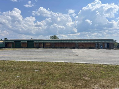 Greers Ferry Lake Commercial For Sale in Fairfield Bay Arkansas