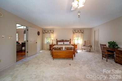 Welcome to a beautifully maintained Connestee Falls home - photo 11