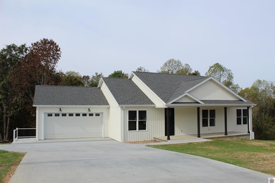 Lake Home For Sale in Eddyville, Kentucky