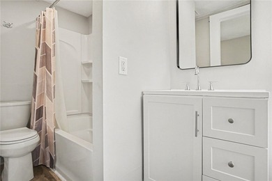 Turnkey investment opportunity or ideal owner-occupied duplex! - photo 17