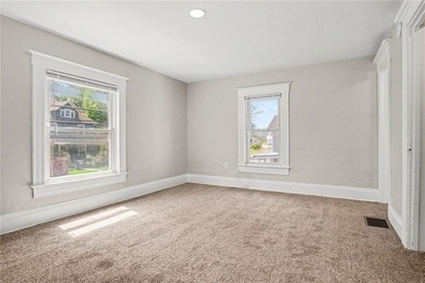 Turnkey investment opportunity or ideal owner-occupied duplex! - photo 24
