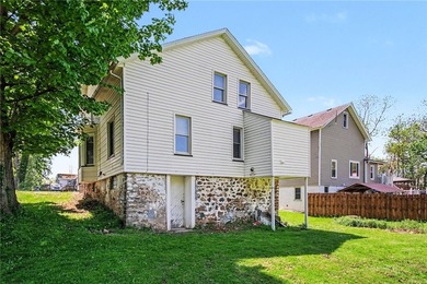 Turnkey investment opportunity or ideal owner-occupied duplex! - photo 28