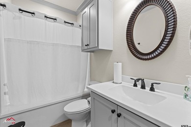 Experience luxury living at its finest in this stunning - photo 29