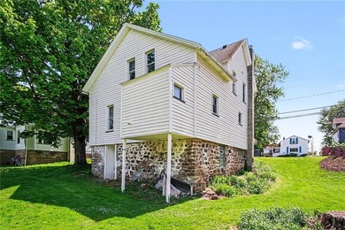 Turnkey investment opportunity or ideal owner-occupied duplex! - photo 30