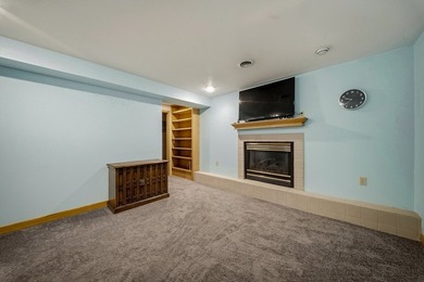 Bigger than it looks and packed with value this 5 bedroom, 2 - photo 32