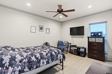 Experience luxury living at its finest in this stunning - photo 34