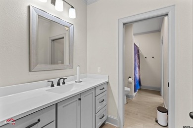 Experience luxury living at its finest in this stunning - photo 35
