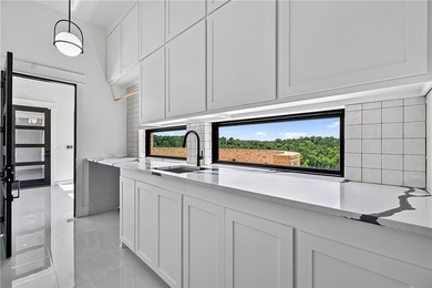 Live your legacy on 40+ acre estate on Beaver Lake, complete w/2 - photo 43