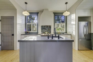 Welcome to 265 Coming Street, a rare, turnkey investment - photo 8