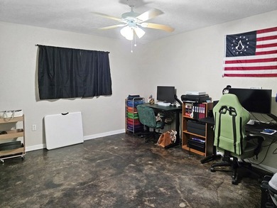 Beautiful 4BR/3BA brick home with over 2,100 sq ft in the - photo 11