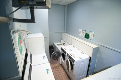 Welcome to this well-maintained unit that offers a comfortable - photo 13