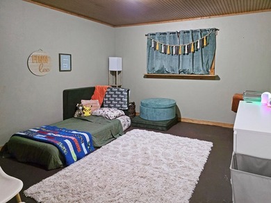 Beautiful 4BR/3BA brick home with over 2,100 sq ft in the - photo 13