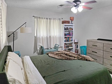 Beautiful 4BR/3BA brick home with over 2,100 sq ft in the - photo 18