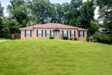Price Adjustment! Welcome to this thoughtfully renovated - photo 2