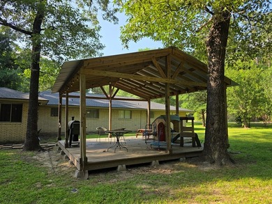 Beautiful 4BR/3BA brick home with over 2,100 sq ft in the - photo 31