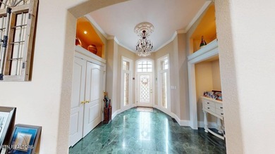 Stunning & Awe-Inspiring Lakefront Living in Rarity Bay where - photo 5
