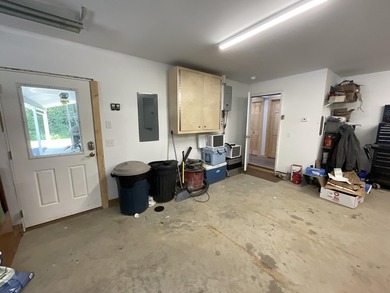 Welcome to this beautifully built 2024 ranch, thoughtfully - photo 49