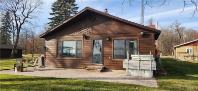 Leech Lake Home For Sale in Walker Minnesota