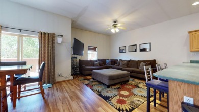 Live/Work opportunity in a beautiful North Valley setting