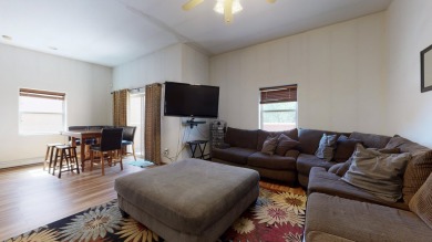 Live/Work opportunity in a beautiful North Valley setting