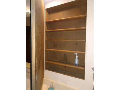 Delightful 4-3-2 home in the sought after Melanie Gardens! This