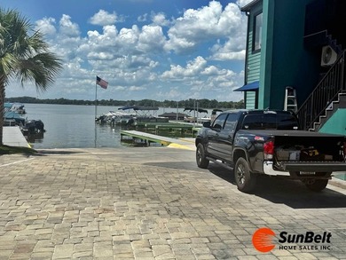 Live where History, charm and Waterfront come together for a - photo 31