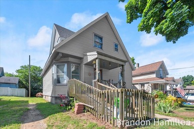 Flat River - Kent County Home For Sale in Belding Michigan