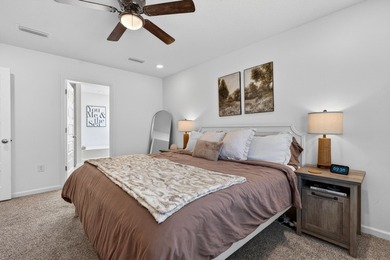 Welcome to 51 Silverthorn Street in Freeport -- a stylish and - photo 42