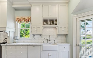 SOUTHPORT VILLAGE ITALIANATE VICTORIAN - The Legrand Sherwood | - photo 15
