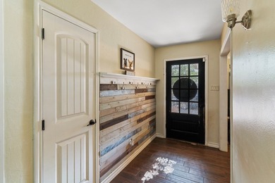 LOOKING FOR SPACE! WELL HERE'S UNIQUE 6 BED/5 BATH HOME. 4