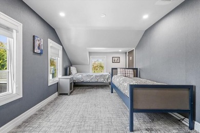 Welcome to this perfect resort like home that was fully - photo 25