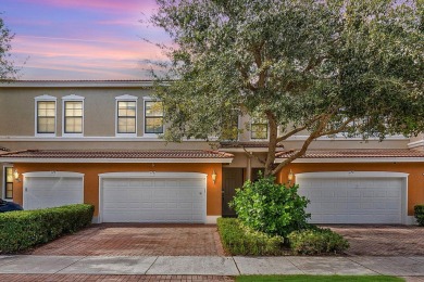 (private lake, pond, creek) Townhome/Townhouse For Sale in Delray Beach Florida