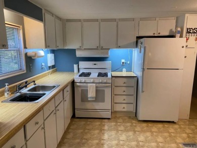 This charming single family home located at 69 Circle T Rd in - photo 3