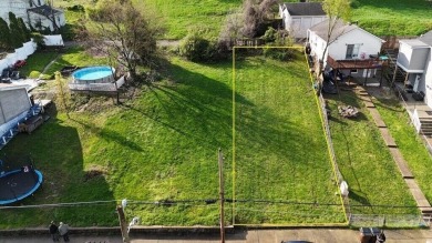 (private lake, pond, creek) Lot For Sale in Covington Kentucky