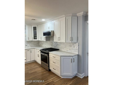 Stunning Move-in Ready Home in Desirable Open Sussex Model! - photo 9
