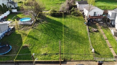 (private lake, pond, creek) Lot For Sale in Covington Kentucky