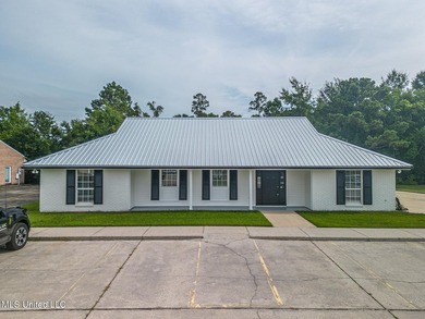 Fully Leased 3,118 SF Bay St. Louis Medical Office Building- - photo 2