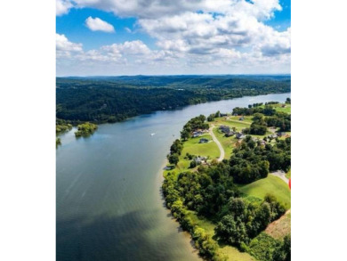 Lake Lot For Sale in Loudon, Tennessee