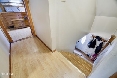 Welcome to this warm and well-cared-for 4-bedroom, 2-bath home - photo 25