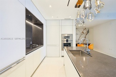 Experience luxury living in this brand-new never lived in,fully - photo 10