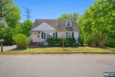 Lake Home For Sale in Mahwah, New Jersey