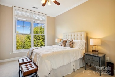 Luxury 2 BD/2BA on the top floor of secured mid-rise building in