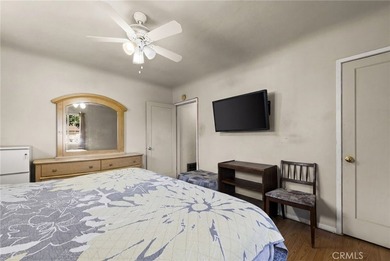 This charming 2-bedroom, 1-bathroom home offers an excellent - photo 16