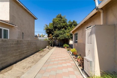 This charming 2-bedroom, 1-bathroom home offers an excellent - photo 17