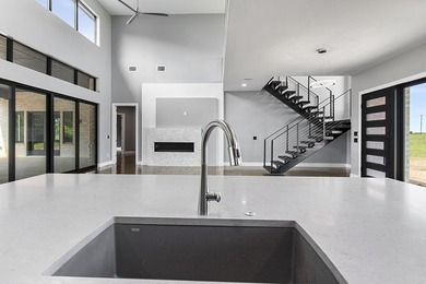This 3-bedroom, 3.5-bath, 3,554 sf modern masterpiece and 94.955 - photo 18
