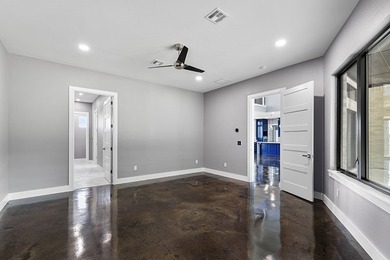 This 3-bedroom, 3.5-bath, 3,554 sf modern masterpiece and 94.955 - photo 21