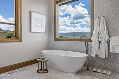 Introducing the most significant private estate ever offered in - photo 28