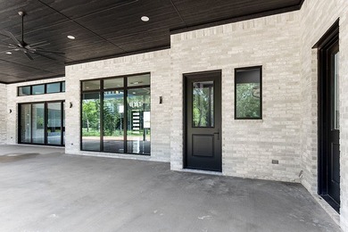 This 3-bedroom, 3.5-bath, 3,554 sf modern masterpiece and 94.955 - photo 34