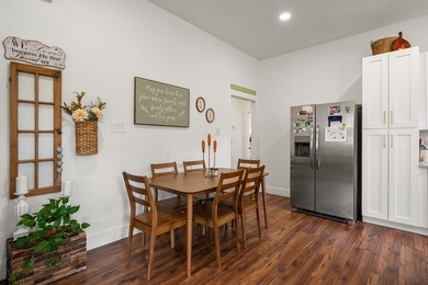 Stunning turnkey home with a fully furnished option available! - photo 5