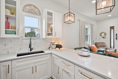 Stunning turnkey home with a fully furnished option available! - photo 10